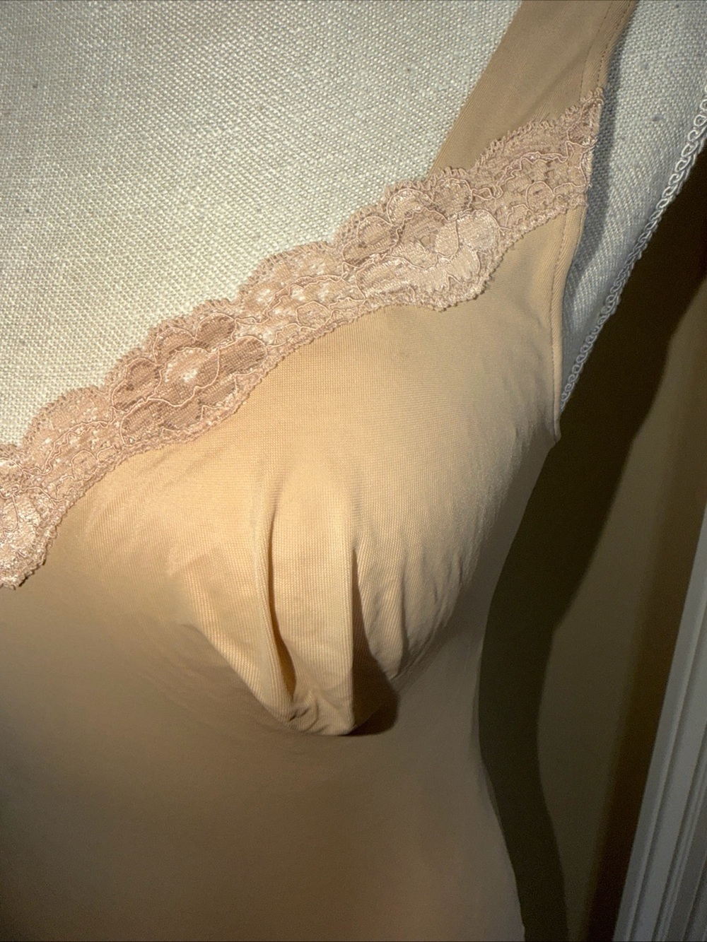 Sweet Nothings Womens 2XL Beige Lace Trim Camisole Tank Top Slip - Picture 3 of 9